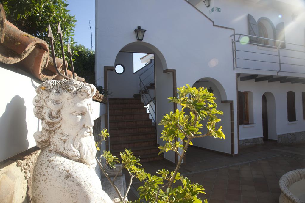 לוס קניוס דה מקה Hostal Mar De Frente מראה חיצוני תמונה