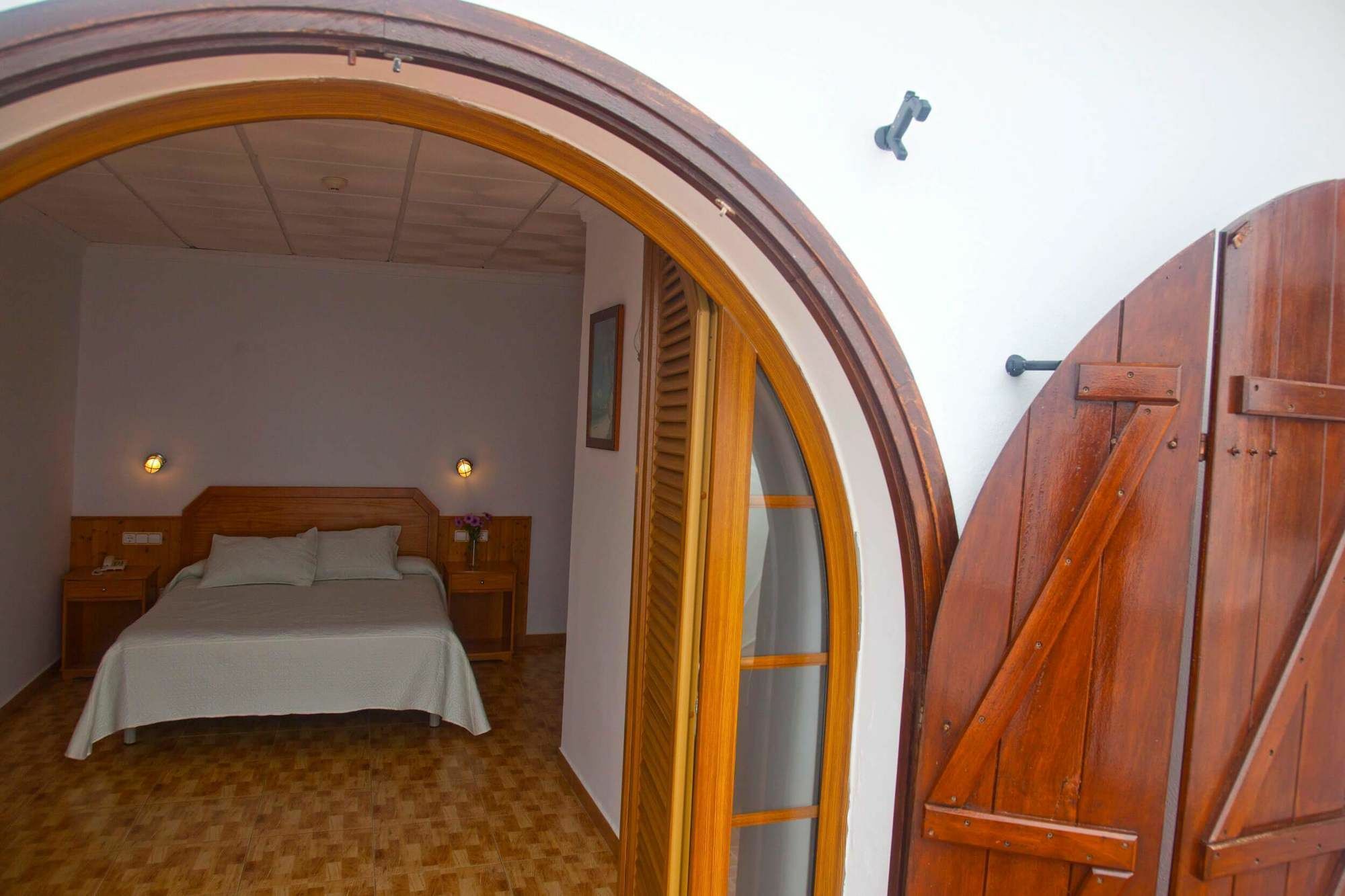 לוס קניוס דה מקה Hostal Mar De Frente מראה חיצוני תמונה